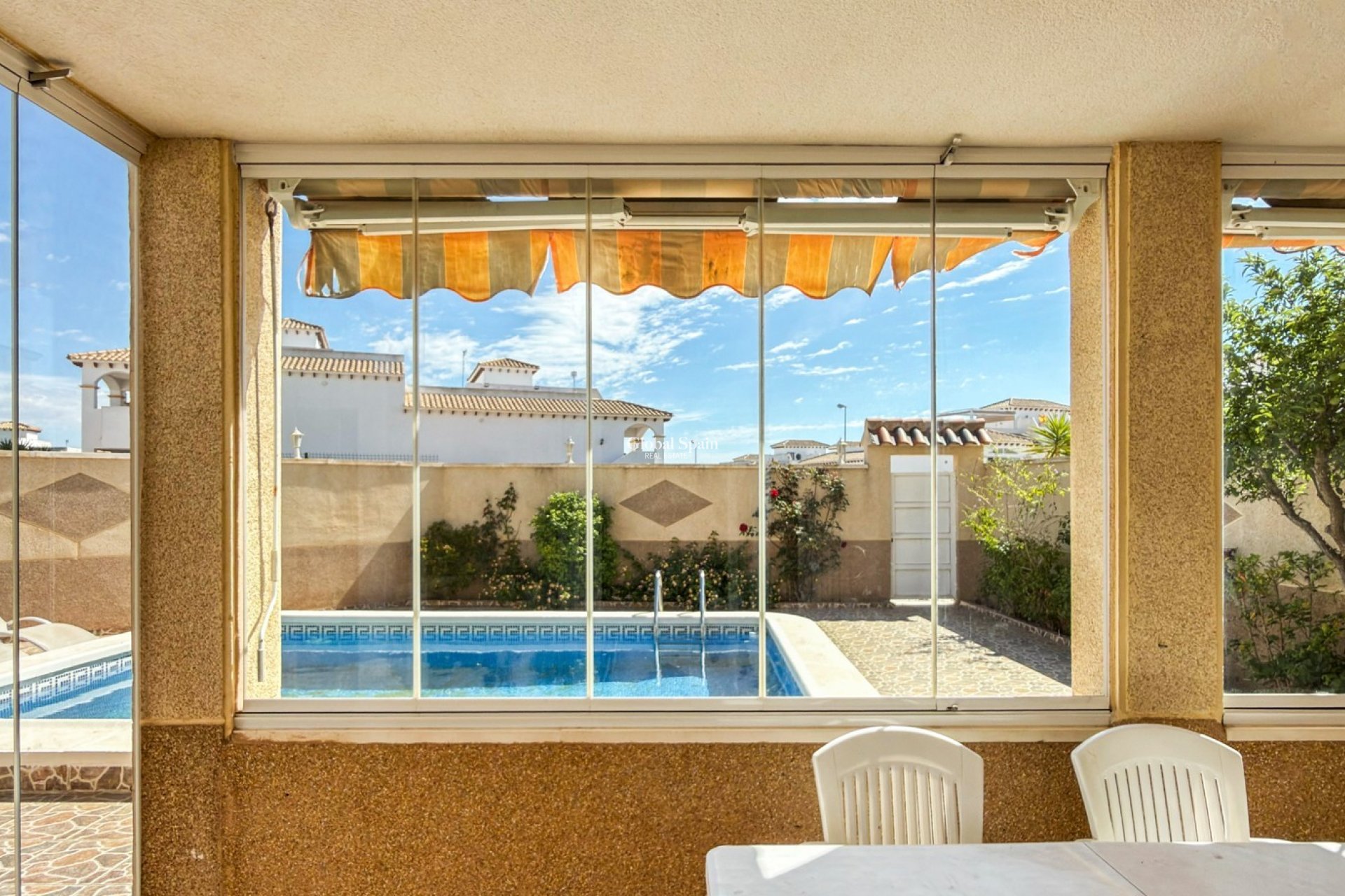 Resale - APARTMENT -
ORIHUELA COSTA - Costa Blanca