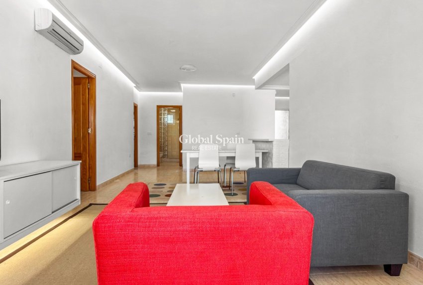 Resale - APARTMENT -
ORIHUELA COSTA - Costa Blanca