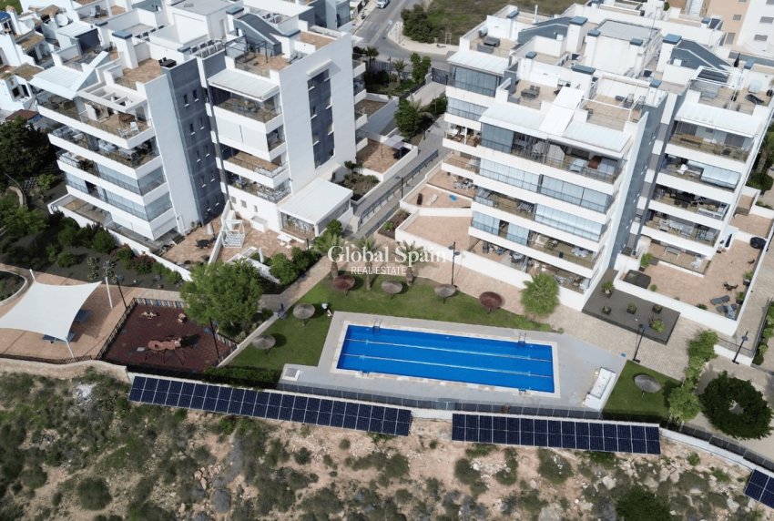 Resale - APARTMENT -
ORIHUELA COSTA - Costa Blanca