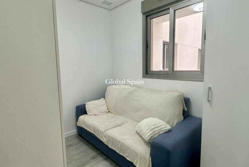 Resale - APARTMENT -
ORIHUELA COSTA - Costa Blanca