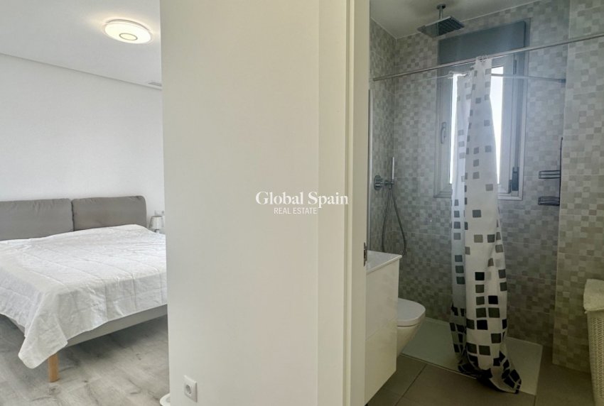 Resale - APARTMENT -
ORIHUELA COSTA - Costa Blanca