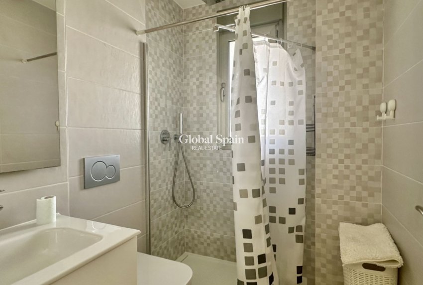 Resale - APARTMENT -
ORIHUELA COSTA - Costa Blanca