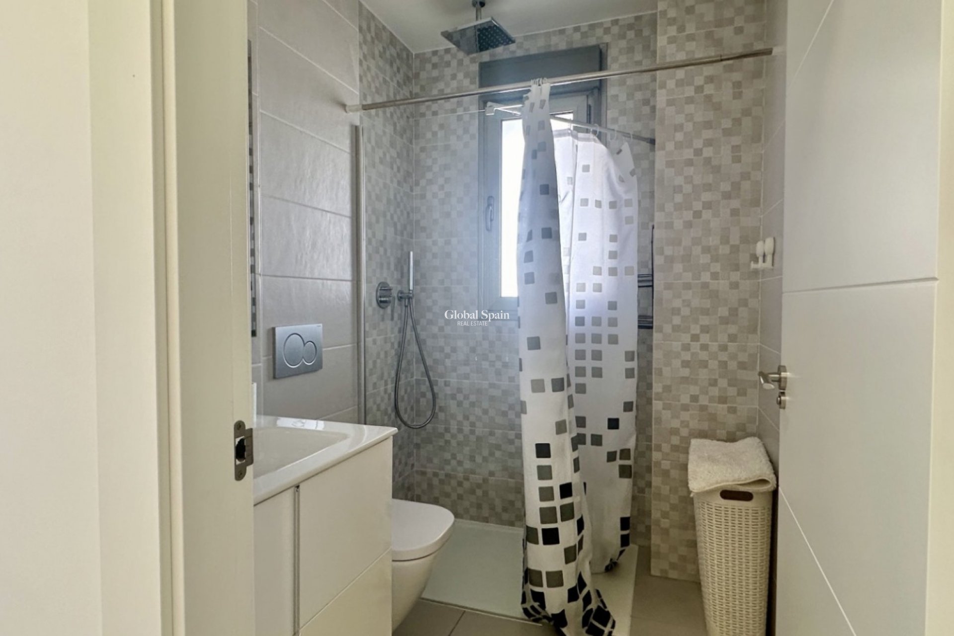 Resale - APARTMENT -
ORIHUELA COSTA - Costa Blanca