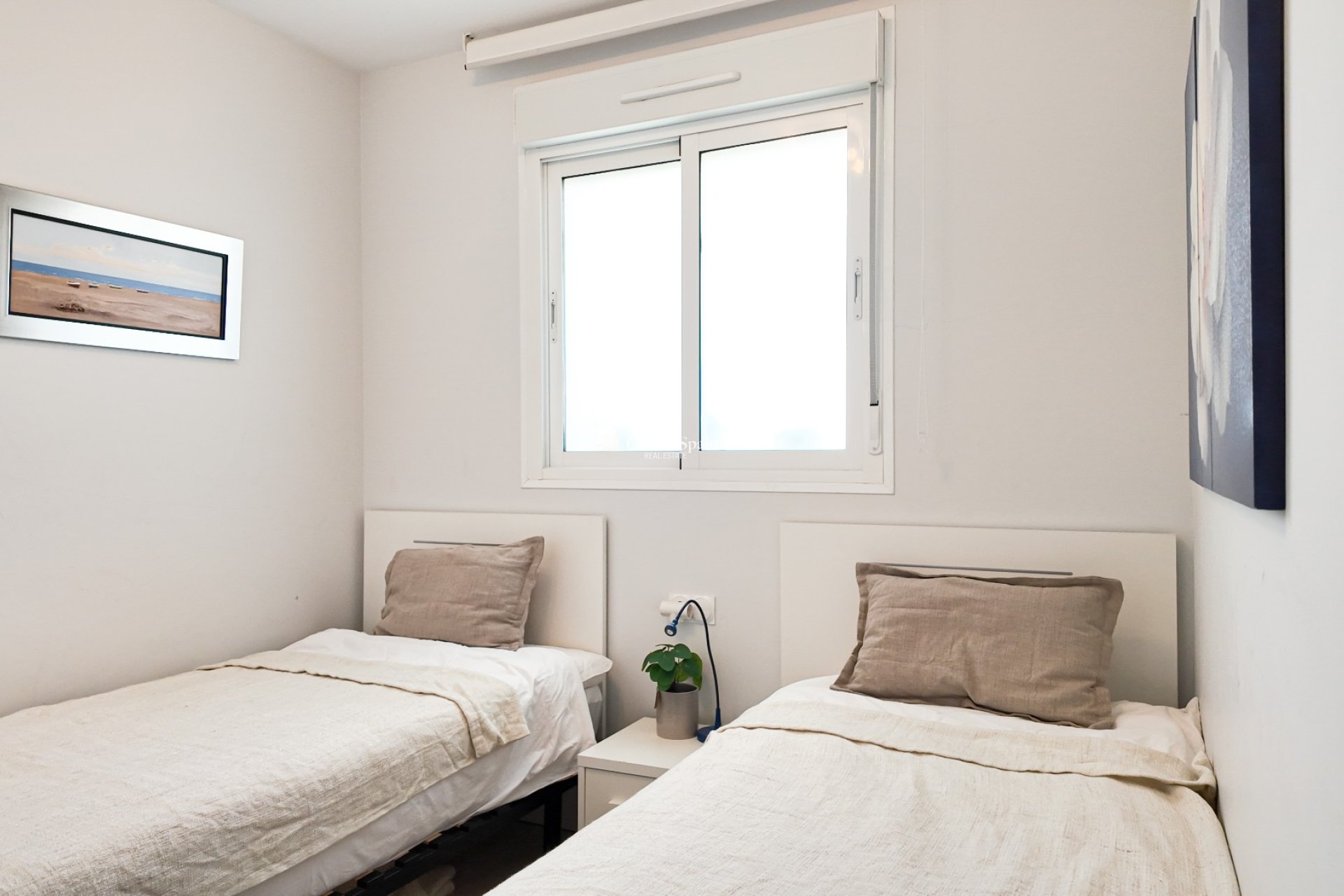Resale - APARTMENT -
ORIHUELA COSTA - Costa Blanca