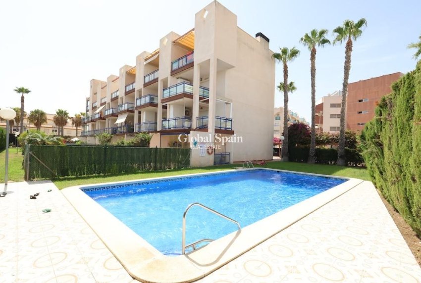 Resale - APARTMENT -
ORIHUELA COSTA - Costa Blanca