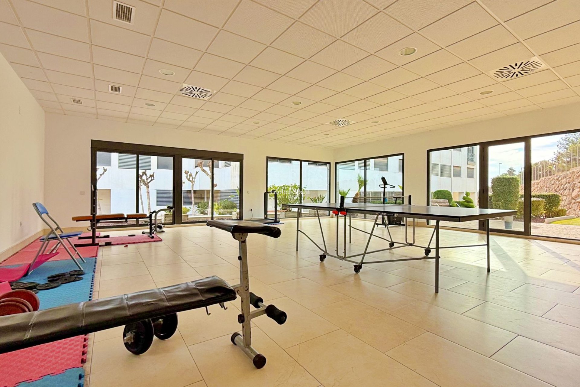 Resale - APARTMENT -
ORIHUELA COSTA - Costa Blanca