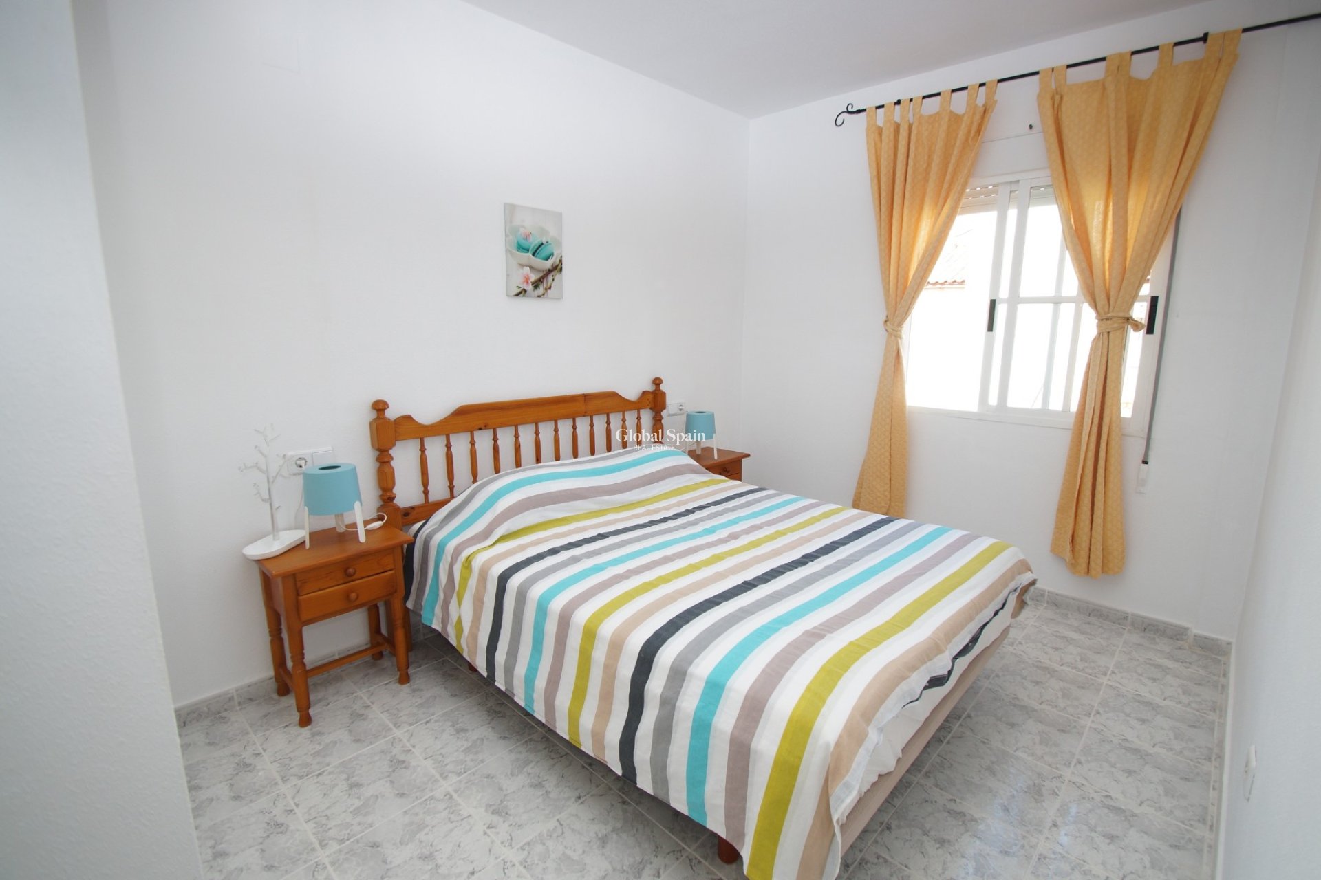 Resale - APARTMENT -
ORIHUELA COSTA - Costa Blanca