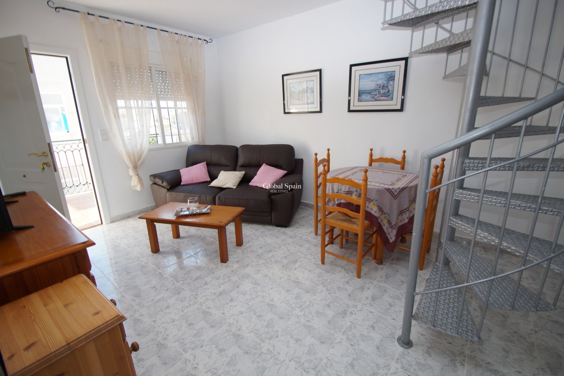 Resale - APARTMENT -
ORIHUELA COSTA - Costa Blanca