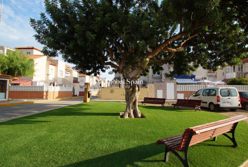 Resale - APARTMENT -
ORIHUELA COSTA - Costa Blanca