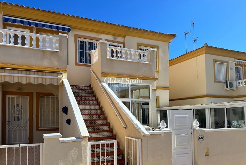 Resale - APARTMENT -
ORIHUELA COSTA - Costa Blanca