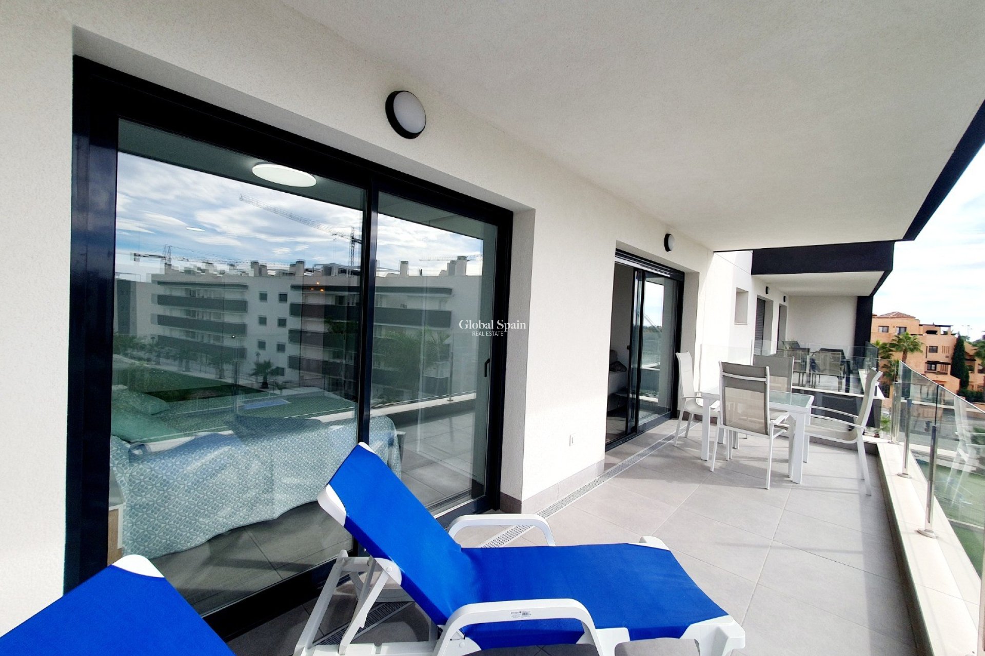Resale - APARTMENT -
ORIHUELA COSTA - Costa Blanca