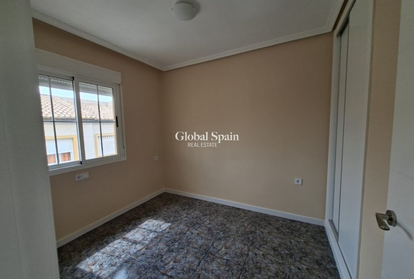 Resale - APARTMENT -
ORIHUELA COSTA - Costa Blanca