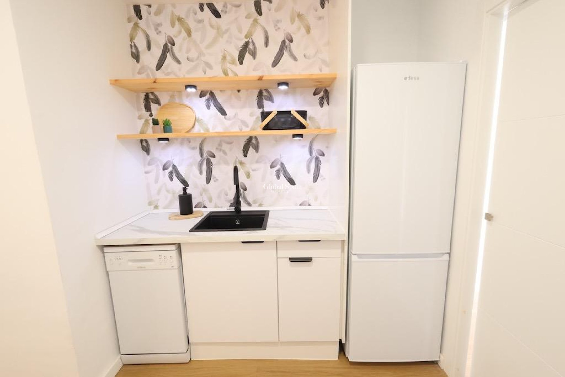 Resale - APARTMENT -
ORIHUELA COSTA - Costa Blanca