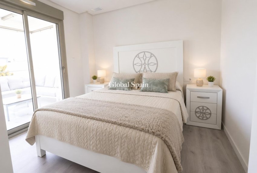 Resale - APARTMENT -
ORIHUELA COSTA - Costa Blanca