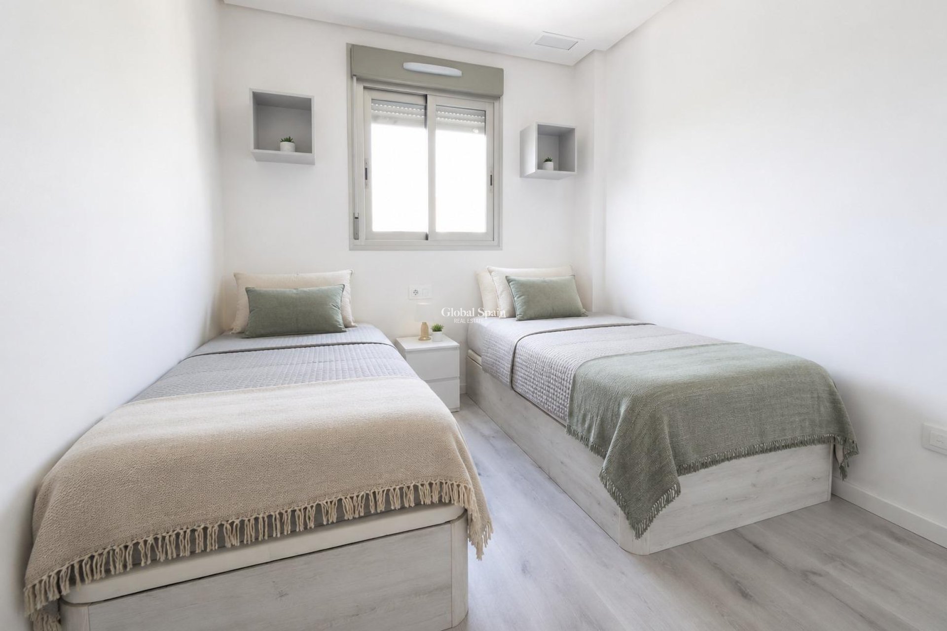 Resale - APARTMENT -
ORIHUELA COSTA - Costa Blanca