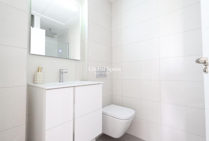 Resale - APARTMENT -
ORIHUELA COSTA - Costa Blanca