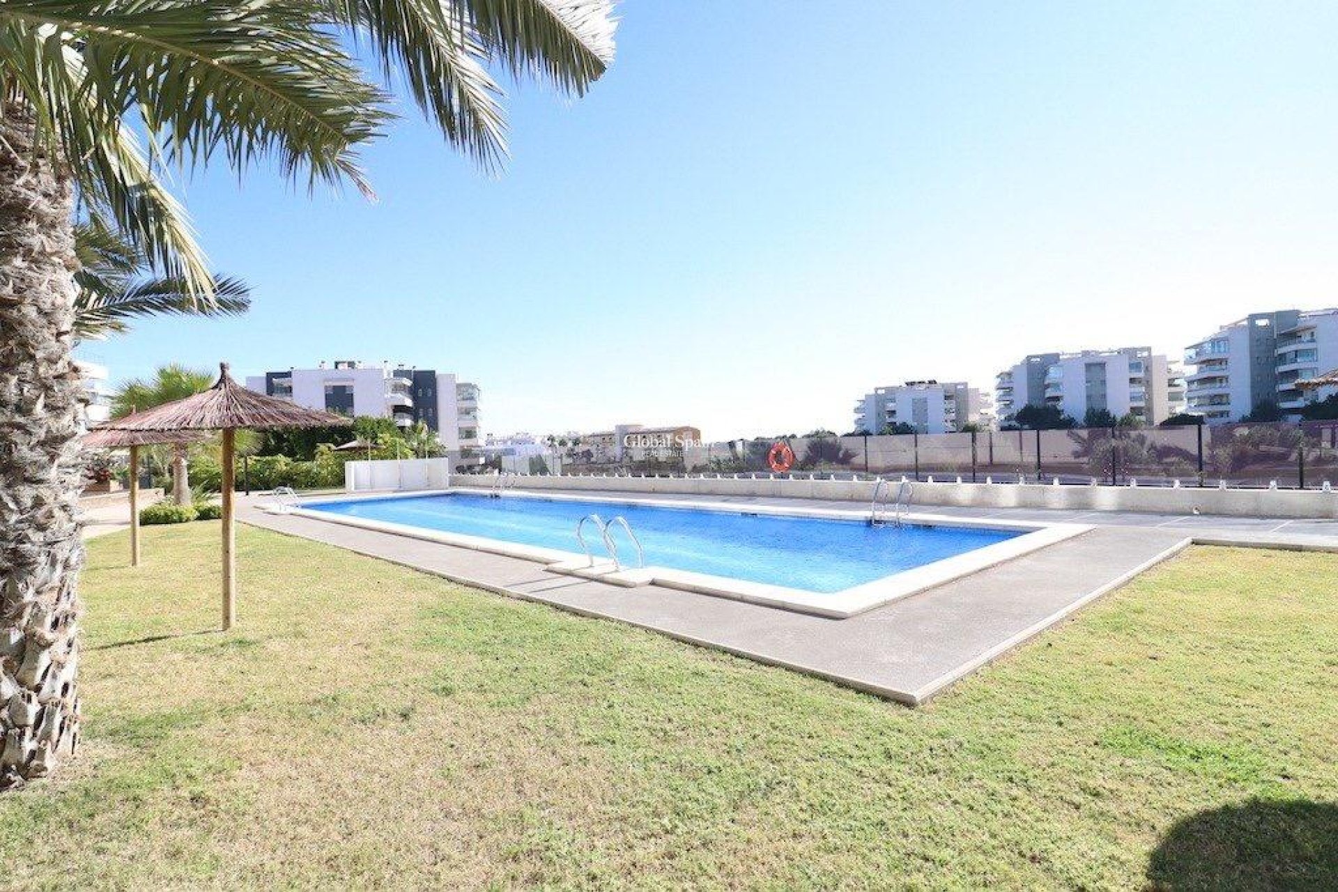 Resale - APARTMENT -
ORIHUELA COSTA - Costa Blanca