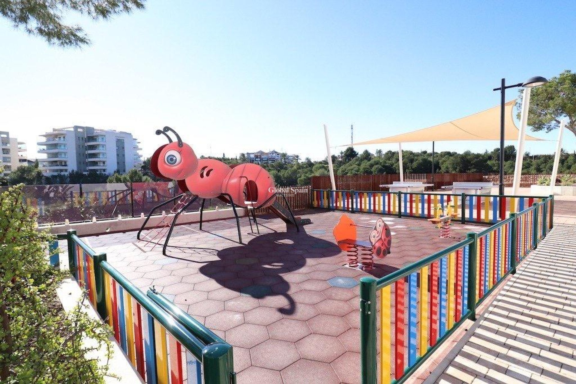 Resale - APARTMENT -
ORIHUELA COSTA - Costa Blanca