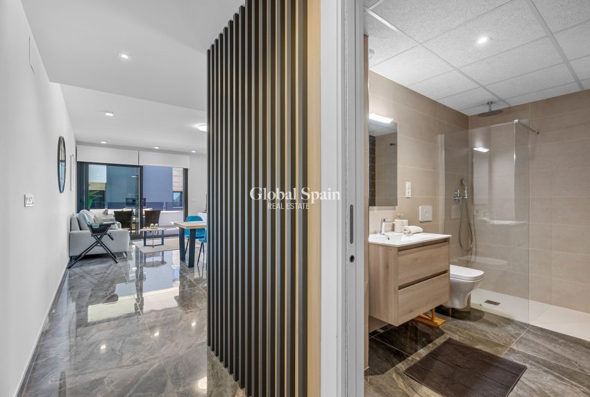 Resale - APARTMENT -
ORIHUELA COSTA - Costa Blanca