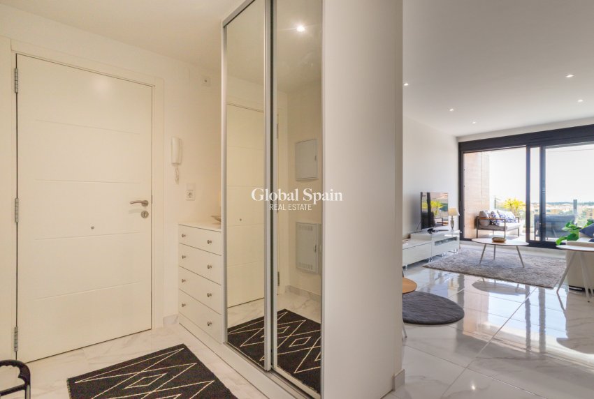 Resale - APARTMENT -
ORIHUELA COSTA - Costa Blanca