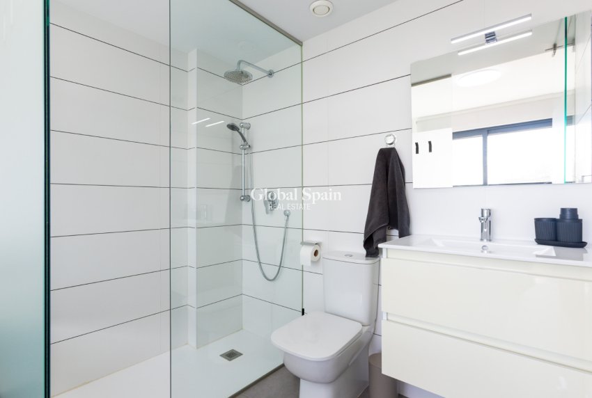 Resale - APARTMENT -
ORIHUELA COSTA - Costa Blanca