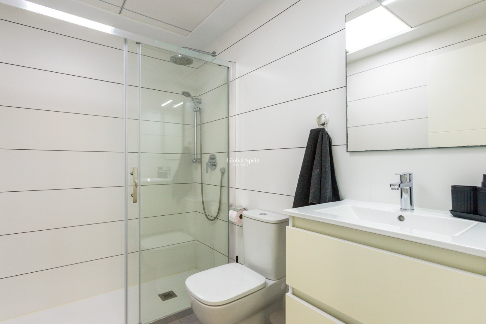 Resale - APARTMENT -
ORIHUELA COSTA - Costa Blanca