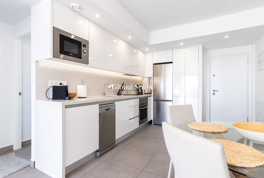 Resale - APARTMENT -
ORIHUELA COSTA - Costa Blanca