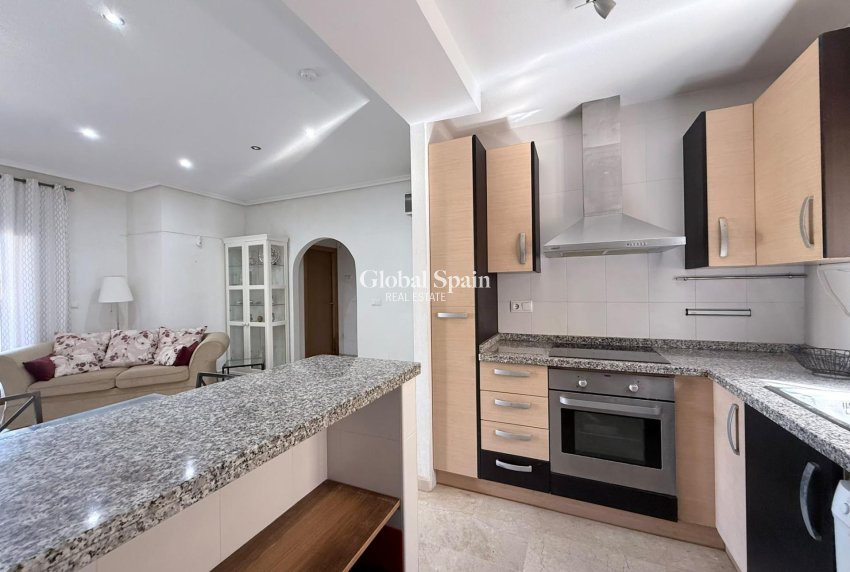 Resale - APARTMENT -
ORIHUELA COSTA - Costa Blanca