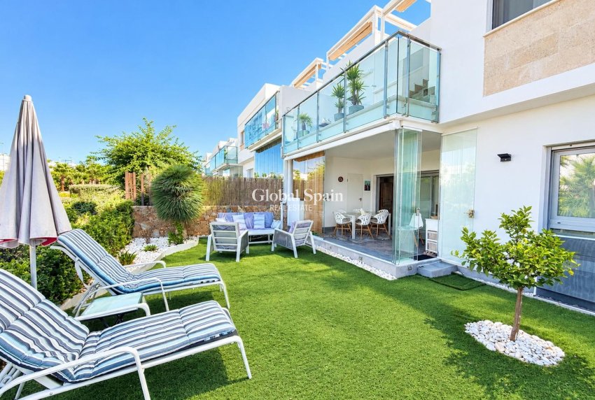 Resale - APARTMENT -
ORIHUELA COSTA - Costa Blanca