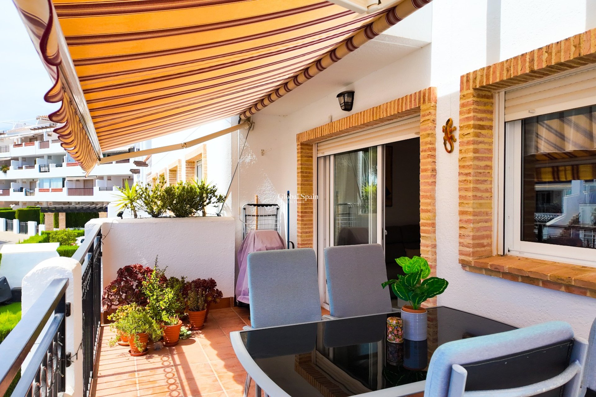 Resale - APARTMENT -
ORIHUELA COSTA - Costa Blanca