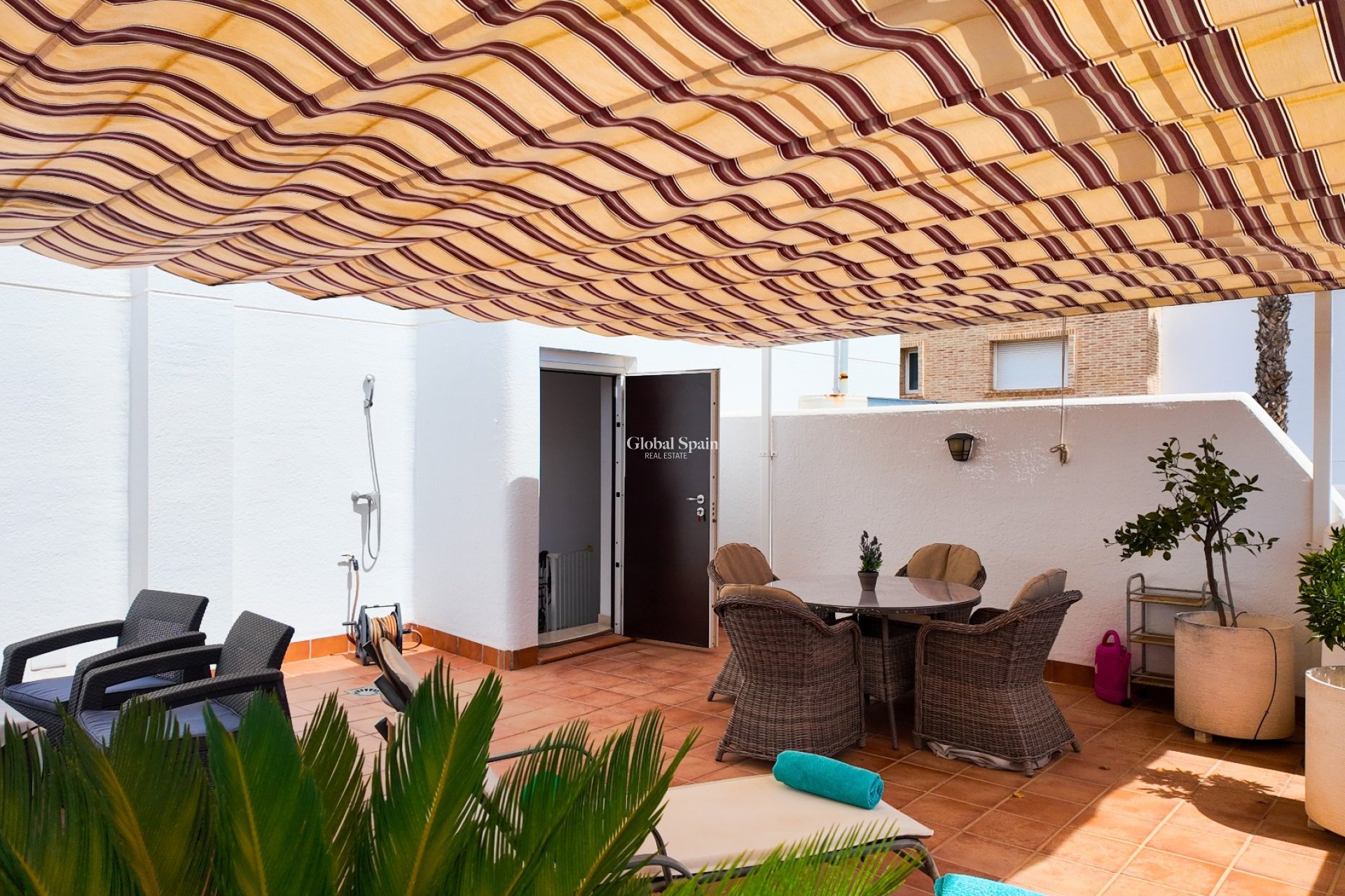 Resale - APARTMENT -
ORIHUELA COSTA - Costa Blanca