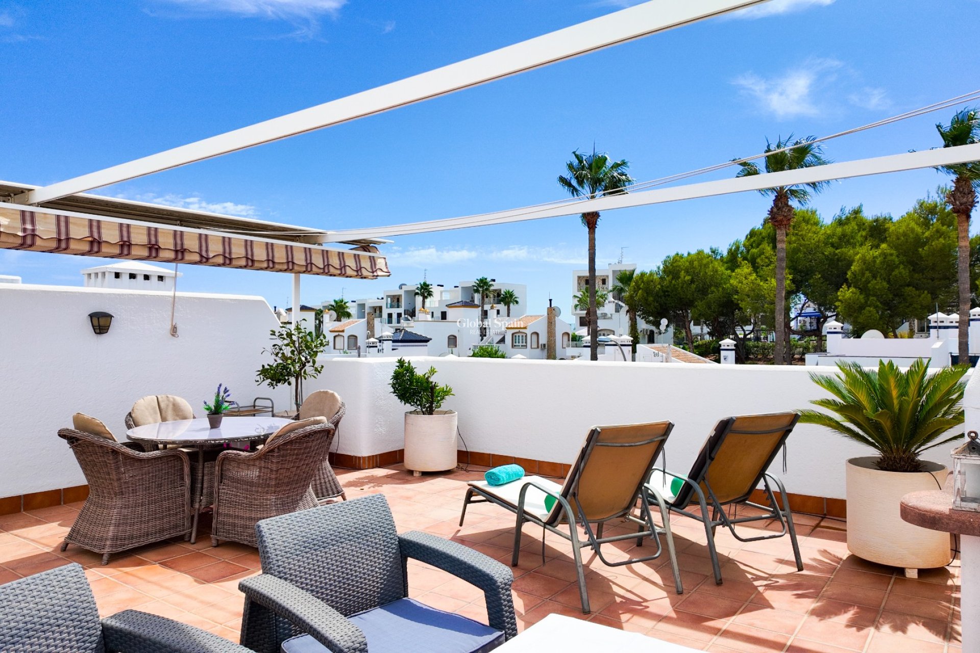 Resale - APARTMENT -
ORIHUELA COSTA - Costa Blanca