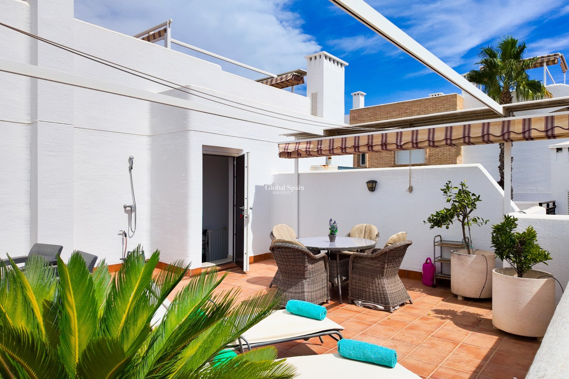 Resale - APARTMENT -
ORIHUELA COSTA - Costa Blanca