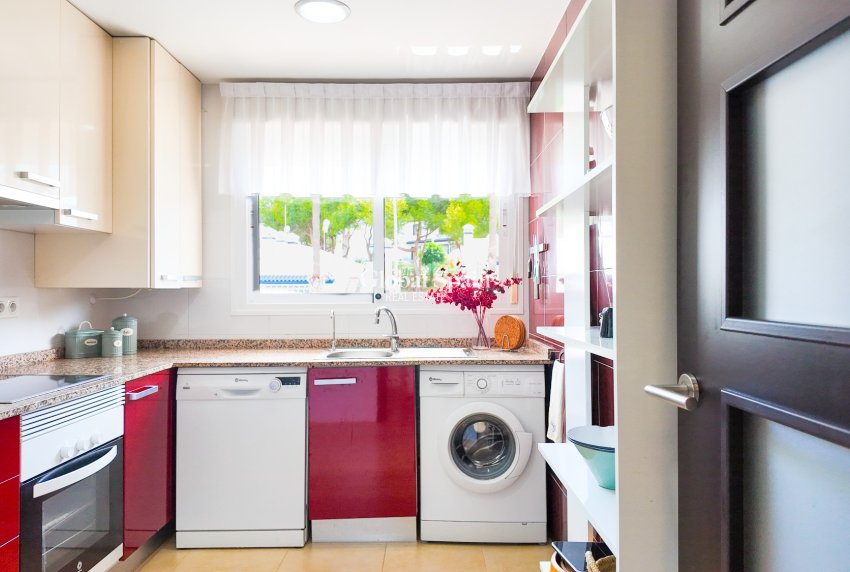 Resale - APARTMENT -
ORIHUELA COSTA - Costa Blanca
