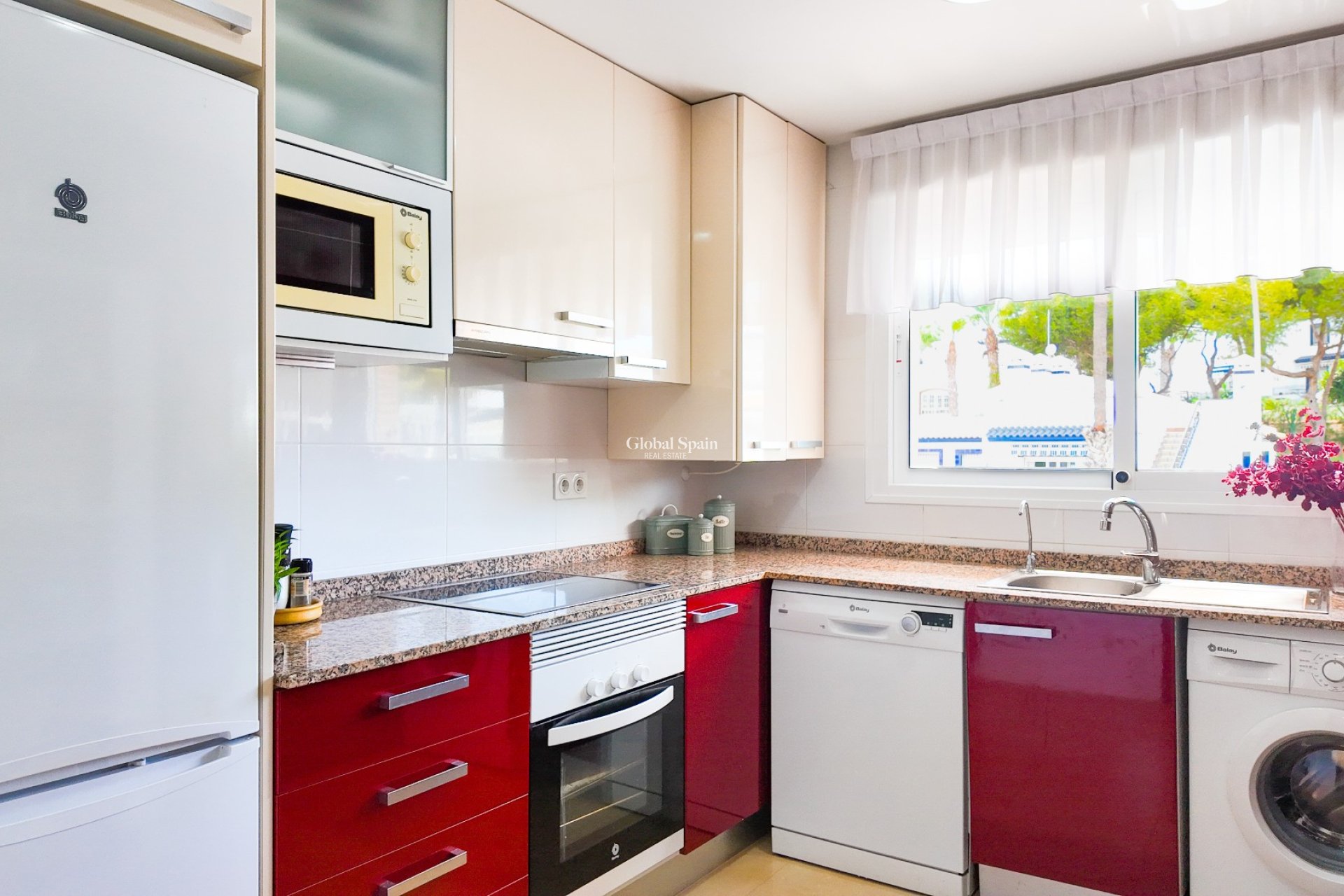 Resale - APARTMENT -
ORIHUELA COSTA - Costa Blanca