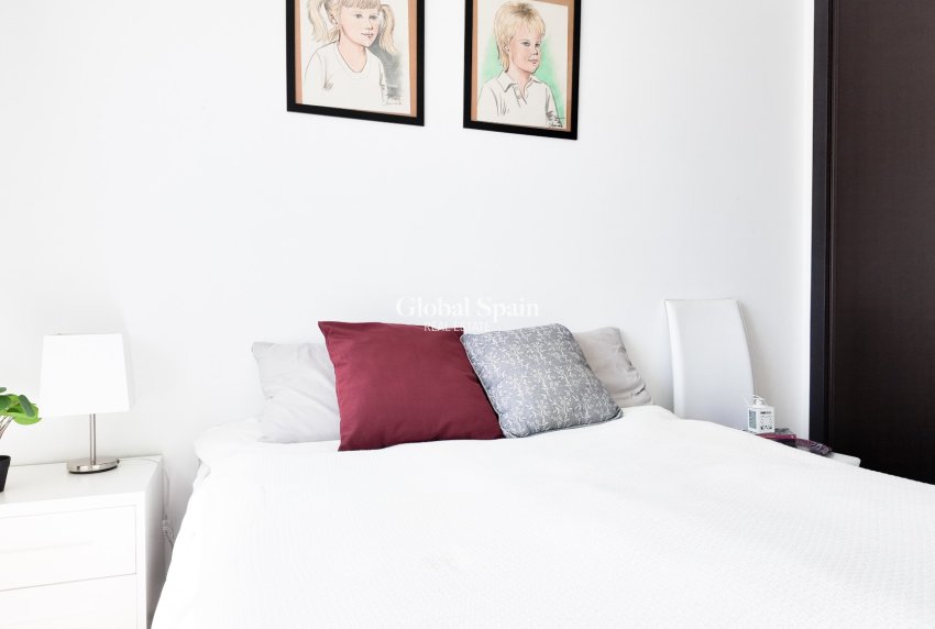 Resale - APARTMENT -
ORIHUELA COSTA - Costa Blanca