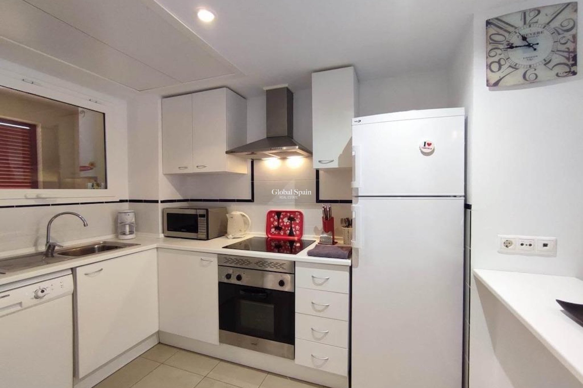 Resale - APARTMENT -
ORIHUELA COSTA - Costa Blanca