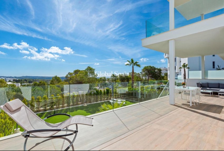 Resale - APARTMENT -
ORIHUELA COSTA - Costa Blanca