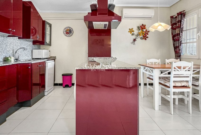 Resale - APARTMENT -
ORIHUELA COSTA - Costa Blanca