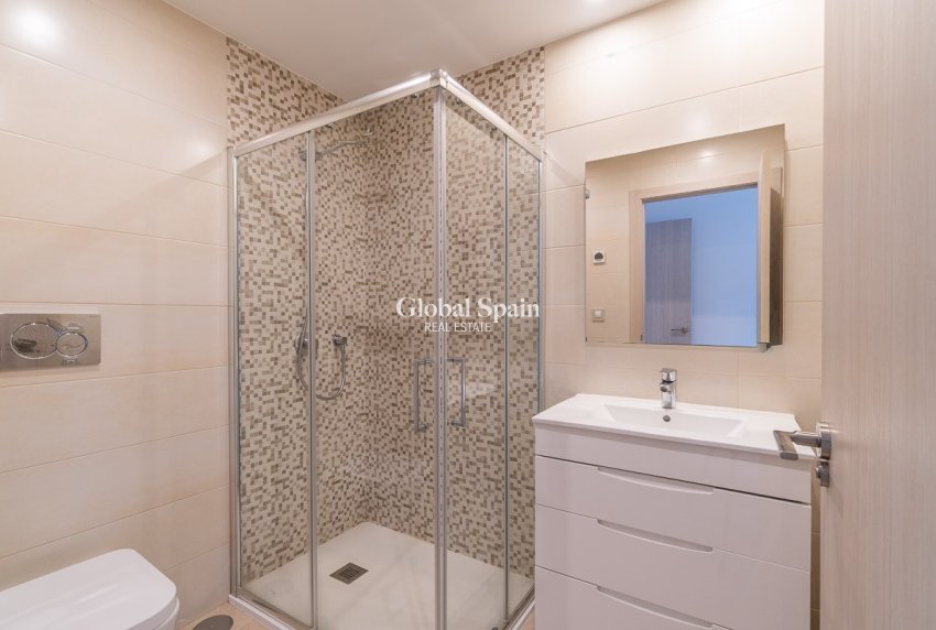 Resale - APARTMENT -
ORIHUELA COSTA - Costa Blanca