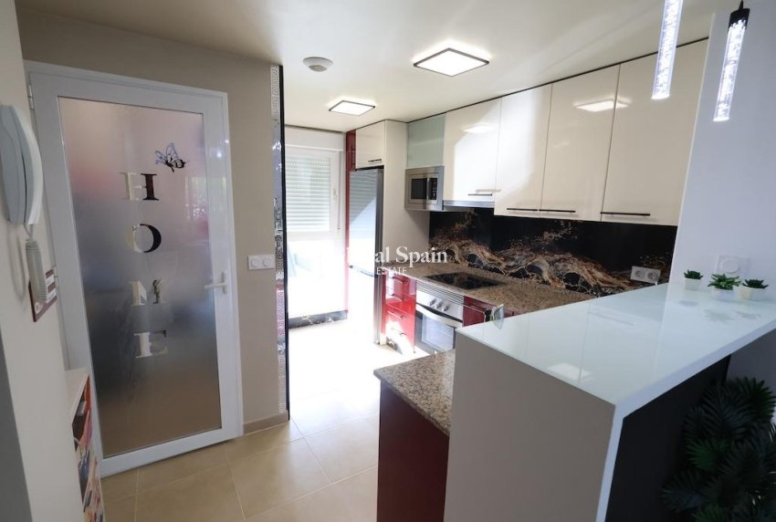Resale - APARTMENT -
ORIHUELA COSTA - Costa Blanca