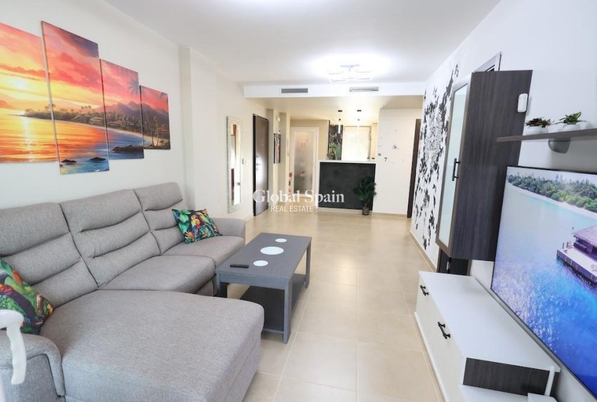 Resale - APARTMENT -
ORIHUELA COSTA - Costa Blanca
