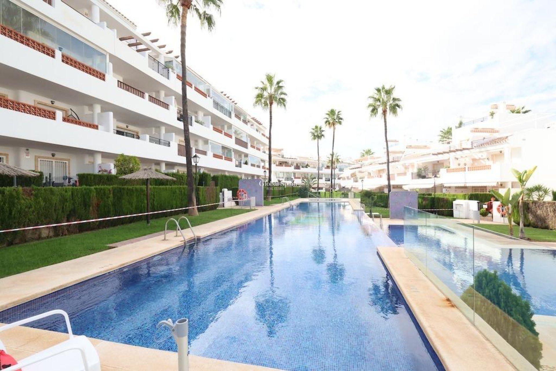 Resale - APARTMENT -
ORIHUELA COSTA - Costa Blanca
