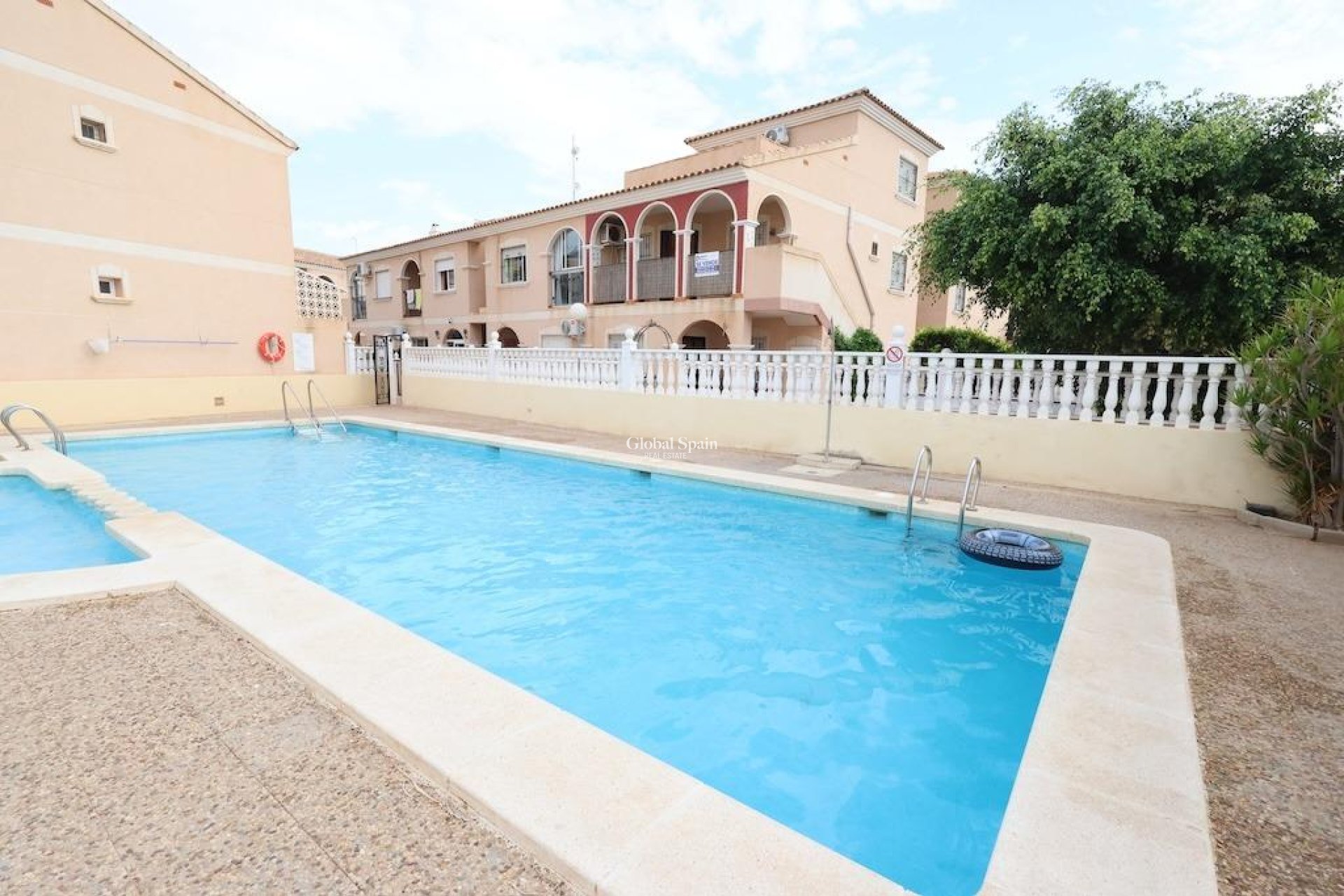 Resale - APARTMENT -
ORIHUELA COSTA - Costa Blanca