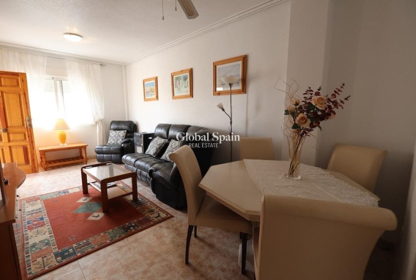 Resale - APARTMENT -
ORIHUELA COSTA - Costa Blanca