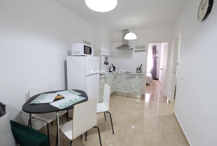 Resale - APARTMENT -
ORIHUELA COSTA - Costa Blanca