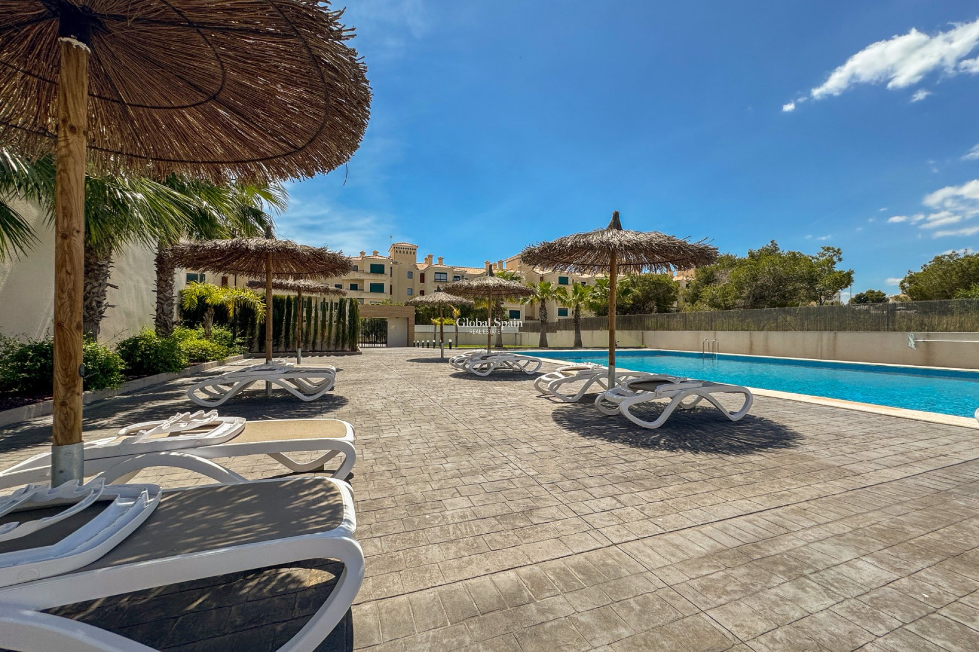 Resale - APARTMENT -
ORIHUELA COSTA - Costa Blanca