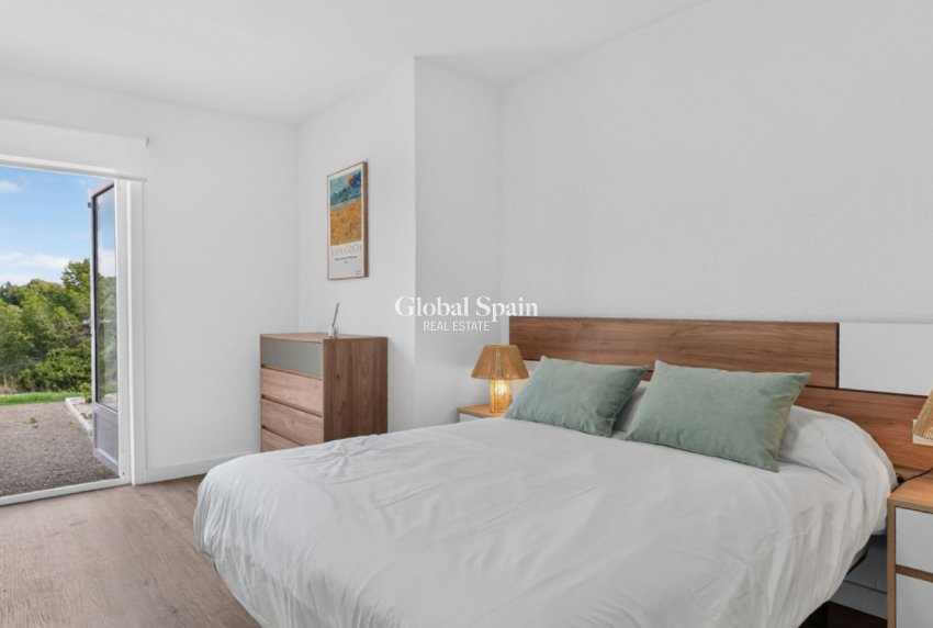 Resale - APARTMENT -
ORIHUELA COSTA - Costa Blanca