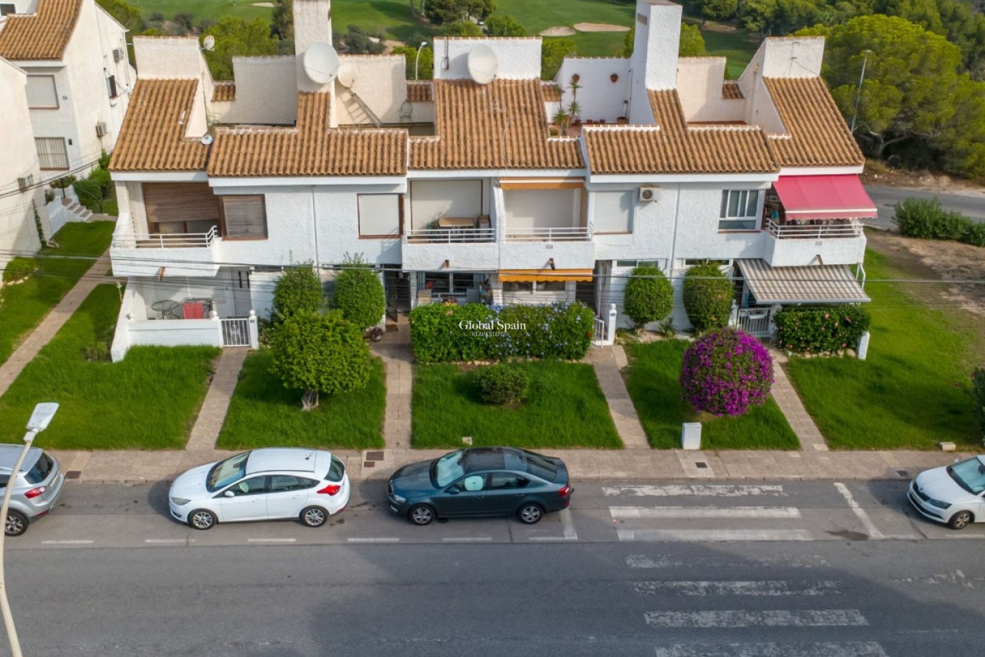 Resale - APARTMENT -
ORIHUELA COSTA - Costa Blanca