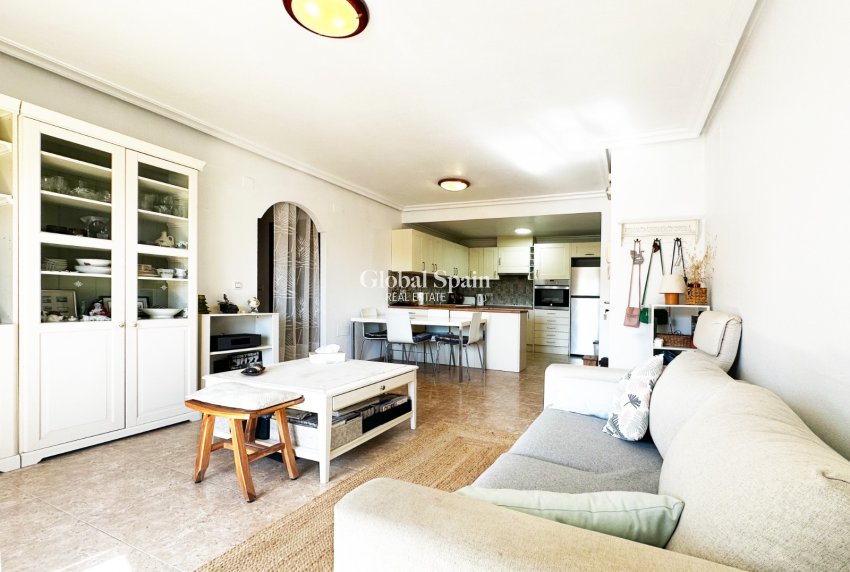 Resale - APARTMENT -
ORIHUELA COSTA - Costa Blanca